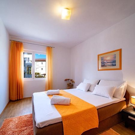 לופאר Apartments Lazaric מראה חיצוני תמונה